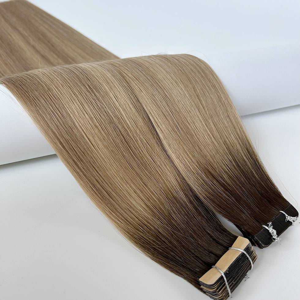 Tape-in Hair Extensions #3T18P18A