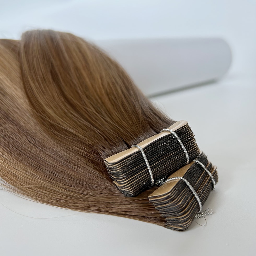 Tape-in Hair Extensions #4AT4AP6A