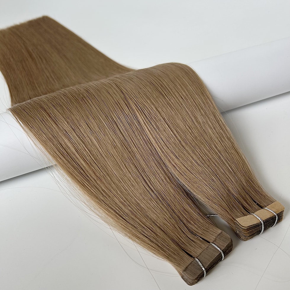 Tape-in Hair Extensions #18A