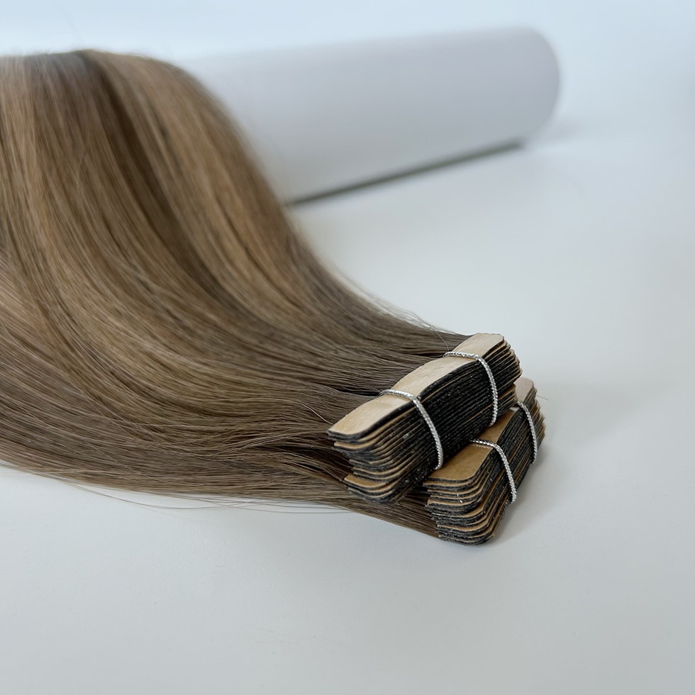 Tape-in Hair Extensions #SHE04