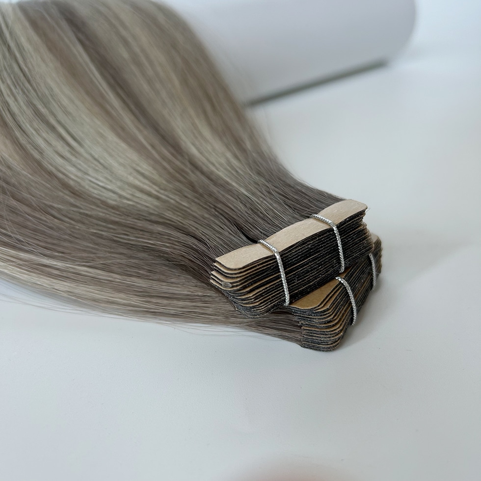 Tape-in Hair Extensions #16AT16AP60A
