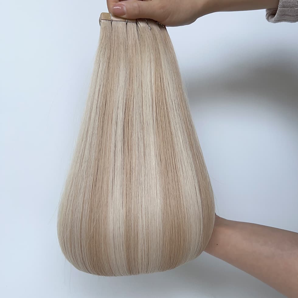 Tape-in Hair Extensions #20T20P60A